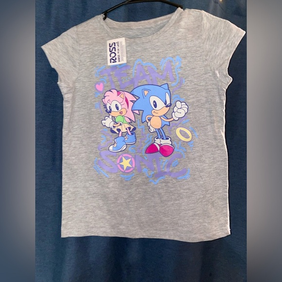 Sonic the Hedgehog Little/Big Girls Amy Rose and Sonic Youth Short Sleeve TShirt - Picture 6 of 11